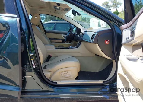 2013 Jaguar Xf from USA, damaged, VIN SAJWAOE73D8S68546